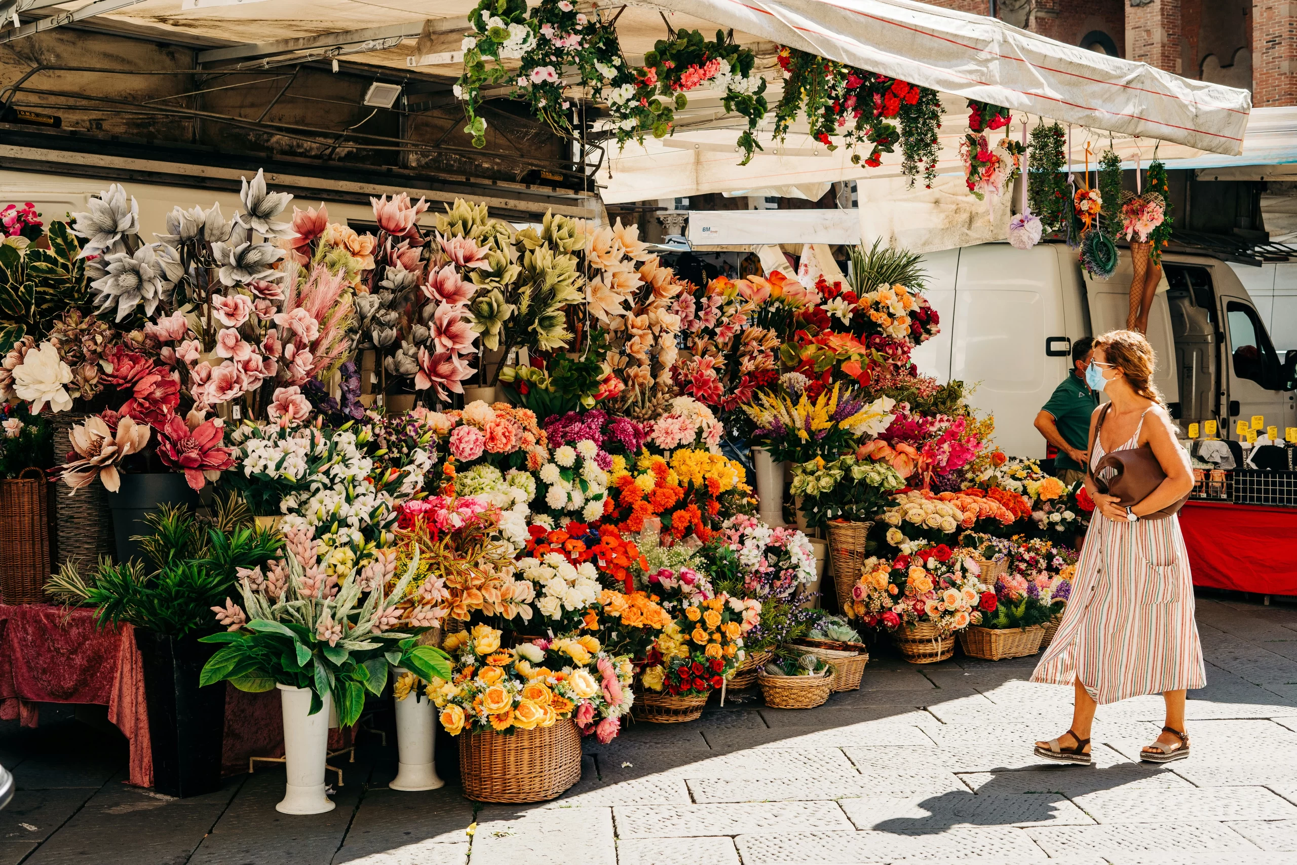 Exploring the Best Flower Shops in Dubai: Where Beauty Blossoms Everyday