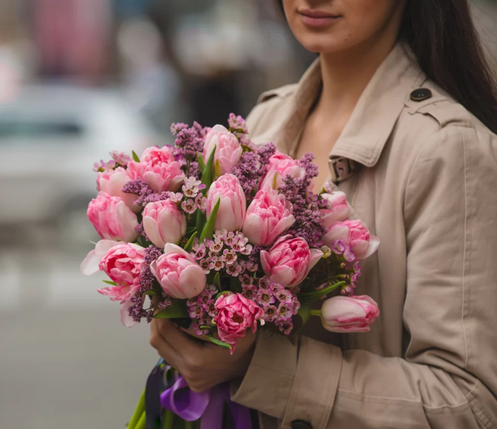 Skip the Traffic, Send the Blooms: The Secret to Easy Flower Delivery in Dubai